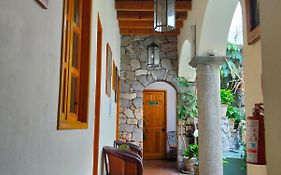 Hotel Antigua Casa de Piedra